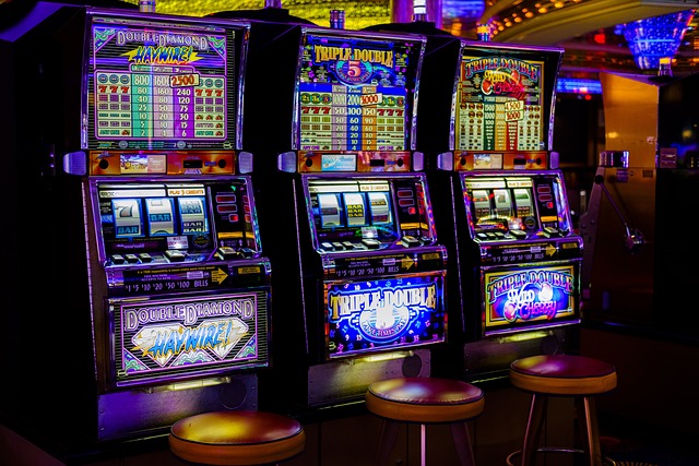 Tải APK Chuẩn MAX88: Trải Nghiệm Game Casino Trực Tuyến Chất Lượng